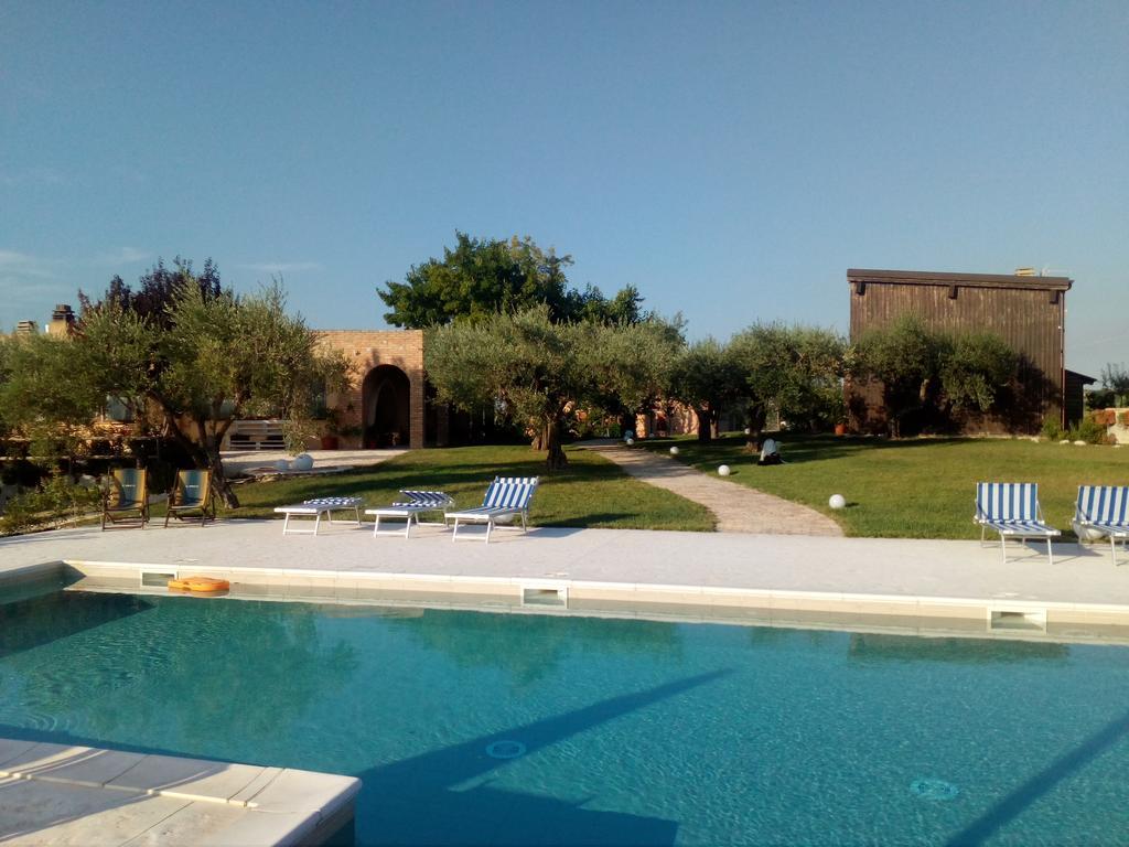 Agriturismo Piccolo Albero Loreto Aprutino Luaran gambar