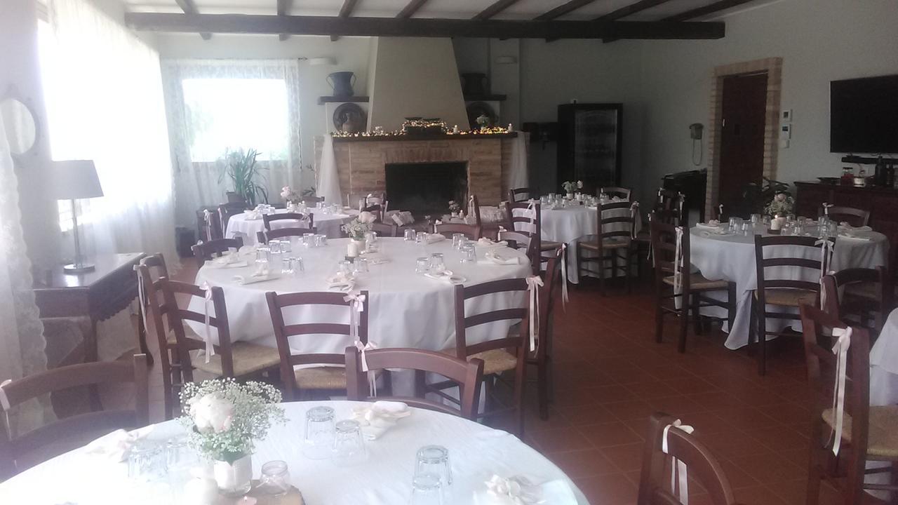 Agriturismo Piccolo Albero Loreto Aprutino Luaran gambar