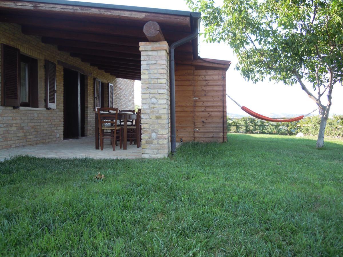 Agriturismo Piccolo Albero Loreto Aprutino Luaran gambar